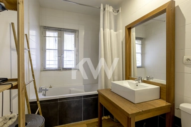 Salles de bain - Appartement Luxe avec Balcon près du Jardin Public à Bordeaux