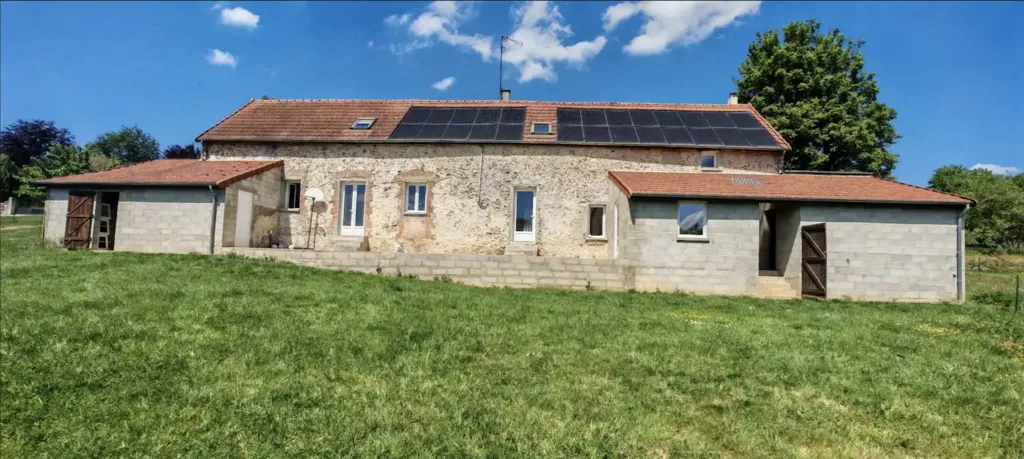 8-toaline maja asukohas Mareuil-en-Brie