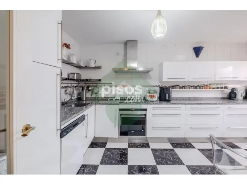 Cuisine - Pared Chalet with Terrace in Serranillos del Valle
