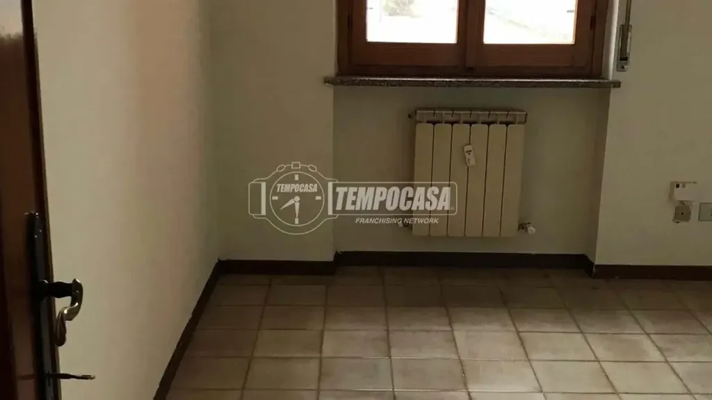 Pièces - Spacious Apartment with Balcony in Pontestura