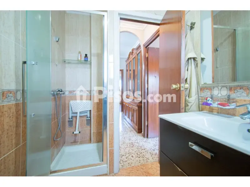 Vannitoad - Chalet with Extensive Garden in Nuevo Bulevar