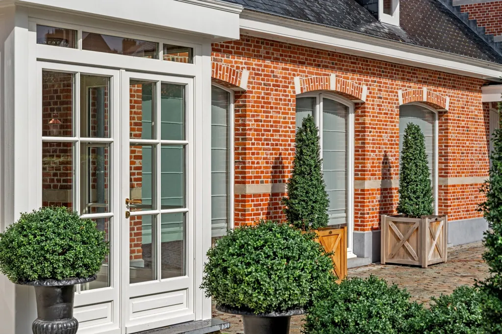 Välivaade - Charming Manor with Orangery in Arendonk