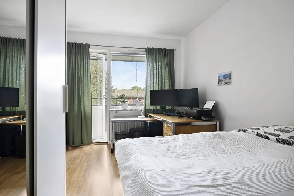 Magamistoad - Apartment with Balcony in Trollhättan
