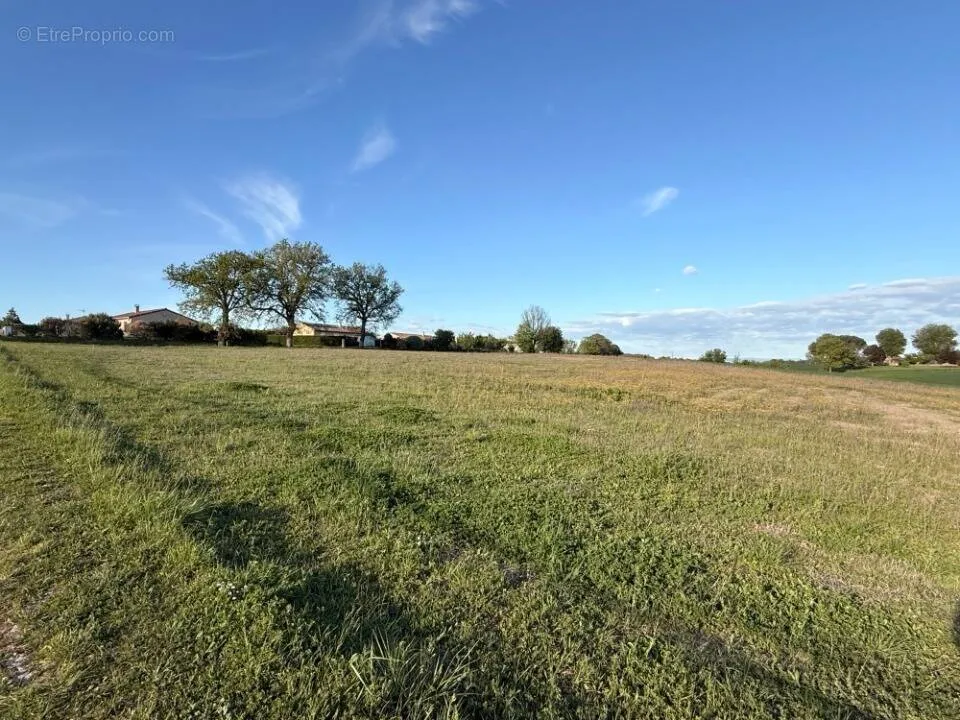 Giardino - Buildable Plot with Garden in Lempaut