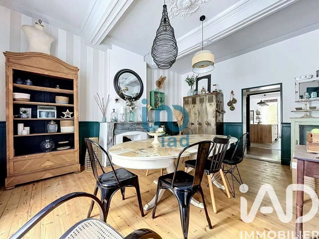 Maison 8 pièces à Bassan