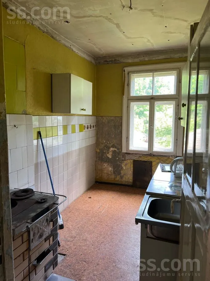 Köök - Flat with Private Garden in Šampēteris-Pleskodāle, Riga