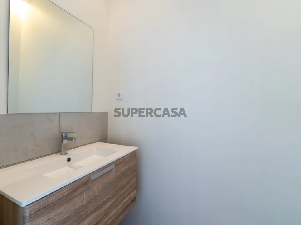 Vannitoad - Contemporary Villa with Pool in Estoril