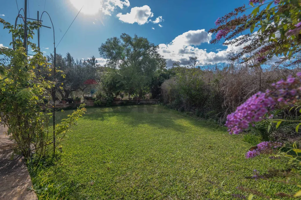 Aed - Villa with Terrace in Caltagirone