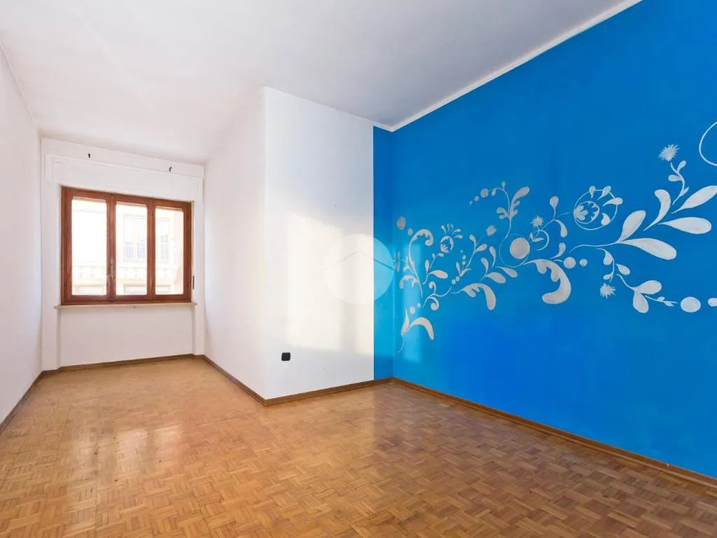 Pièces - Independent House with Garden in Genola Centre