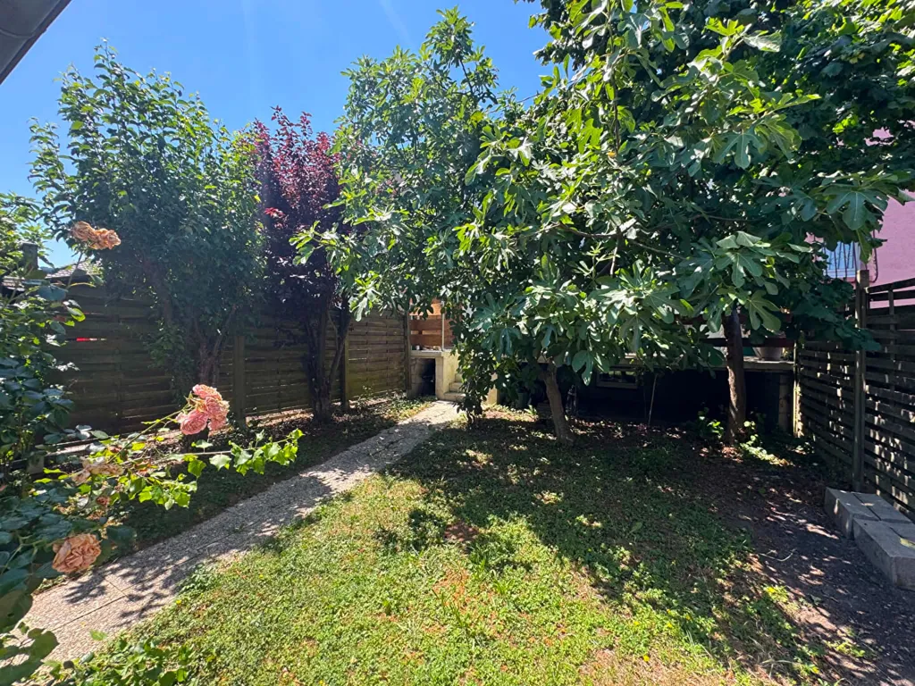 Jardin - Maison avec Garage et Jardin à Kingersheim