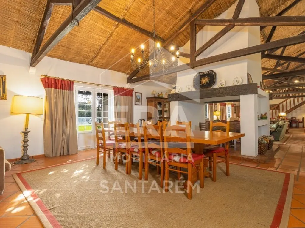 Salle à manger - Luxury House with Agricultural Land in Benfica do Ribatejo