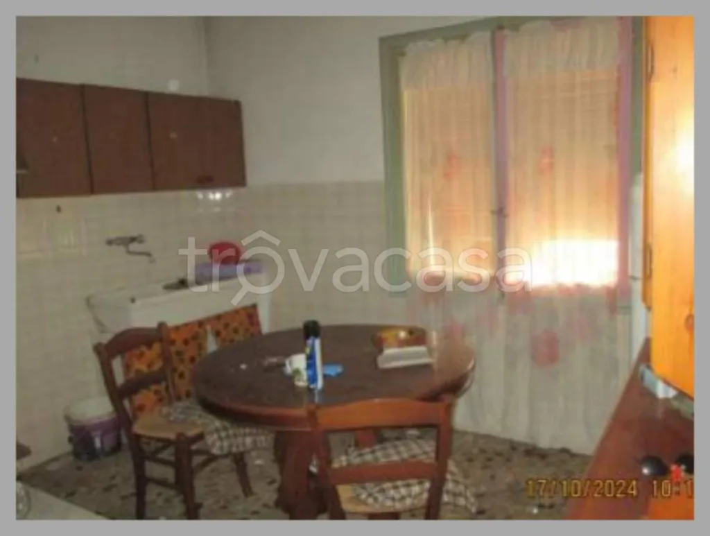 Söögituba - Auctioned Apartment with Balcony in Pompeiana