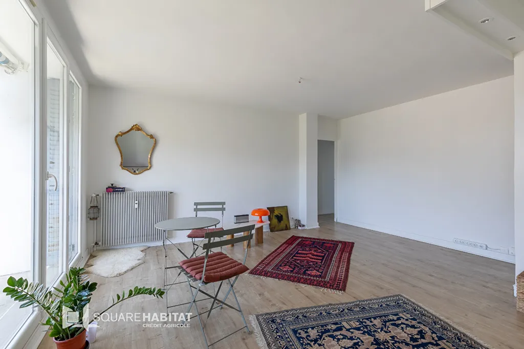 Séjour - Appartement 3 Pièces avec Vue Montagne à GAP