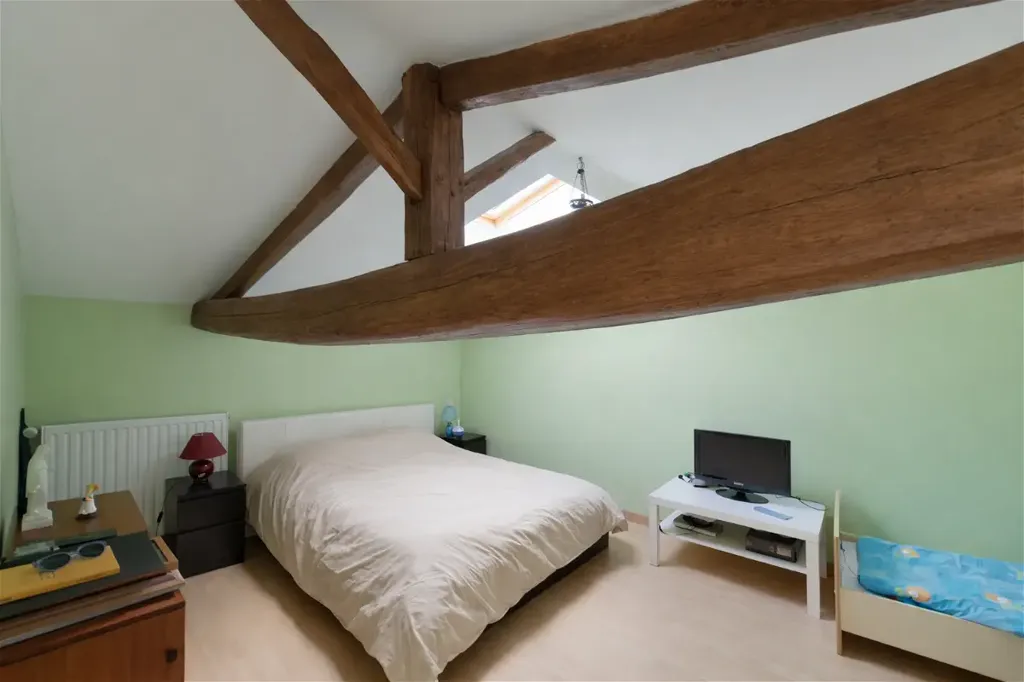 Chambres - Maison de 5 Pièces avec Cour Privée à Maisonneuve