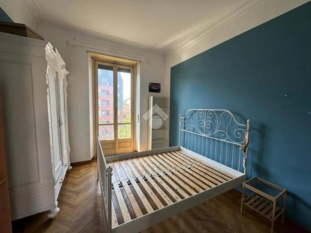 Chambres - Spacious Apartment with Balcony in Cenisia, Turin