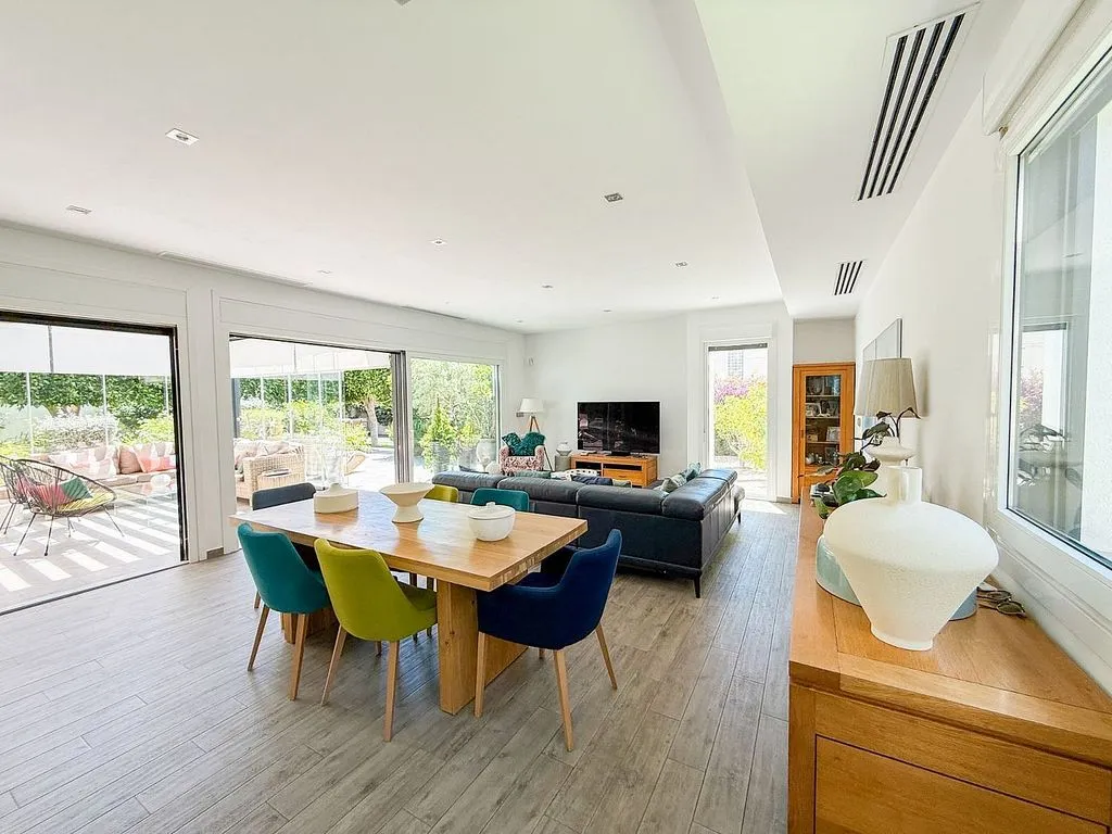 Dining Room - Villa with Pool and Terrace in Águilas