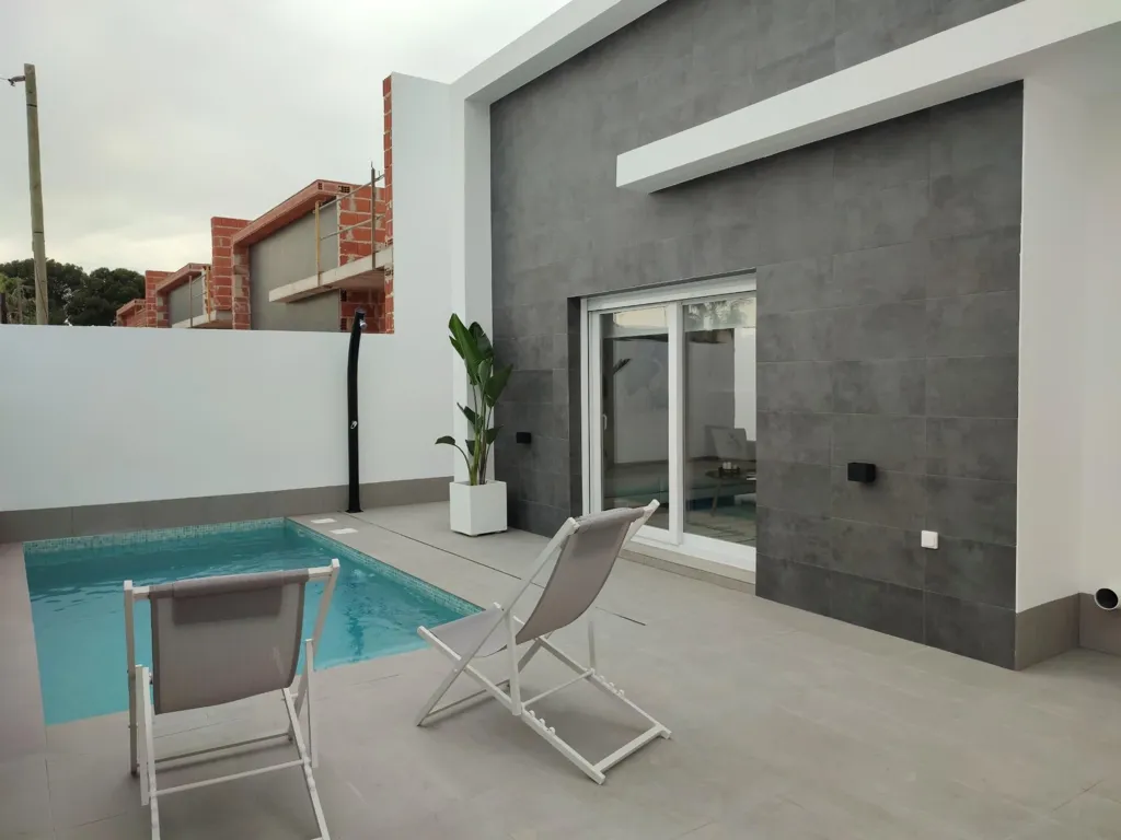 pool_area