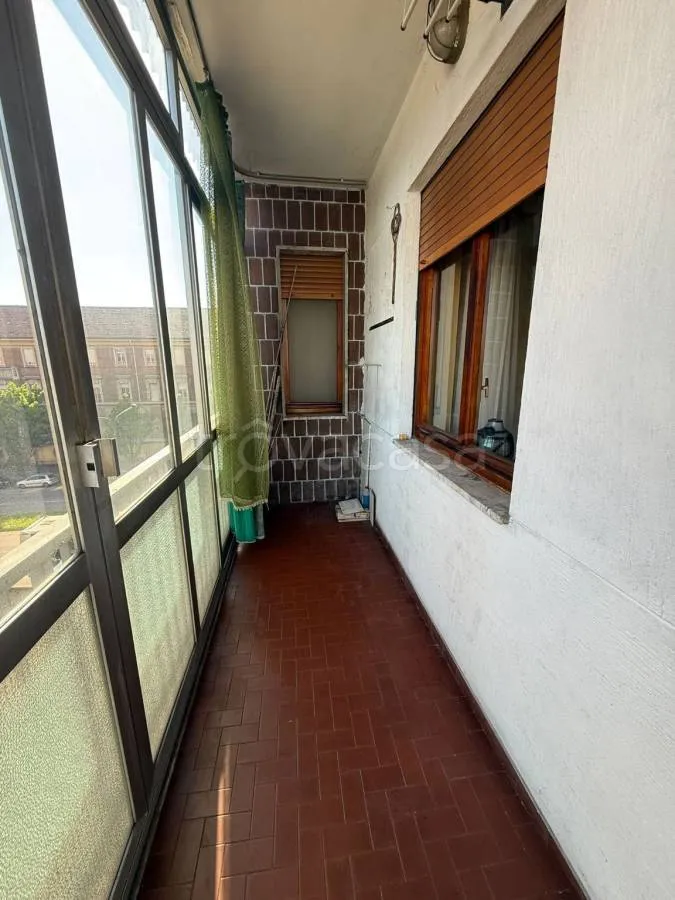 Rõdu - Quadruplex with Triple Exposure in Corso Vercelli, Turin