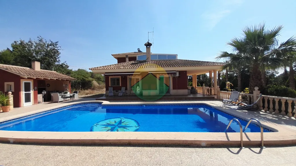 Piscina - Detached Villa with Pool in Totana