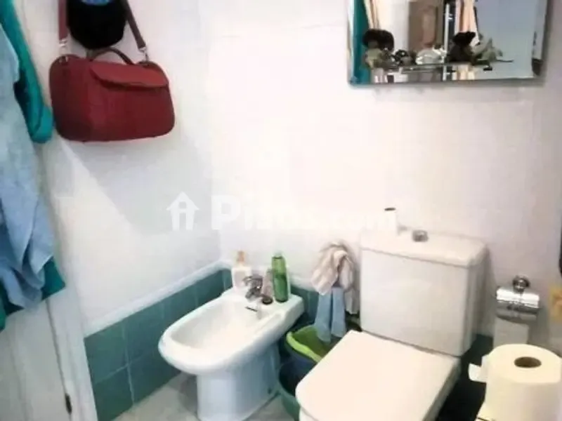Salles de bain - Appartement 2 pièces à ES
