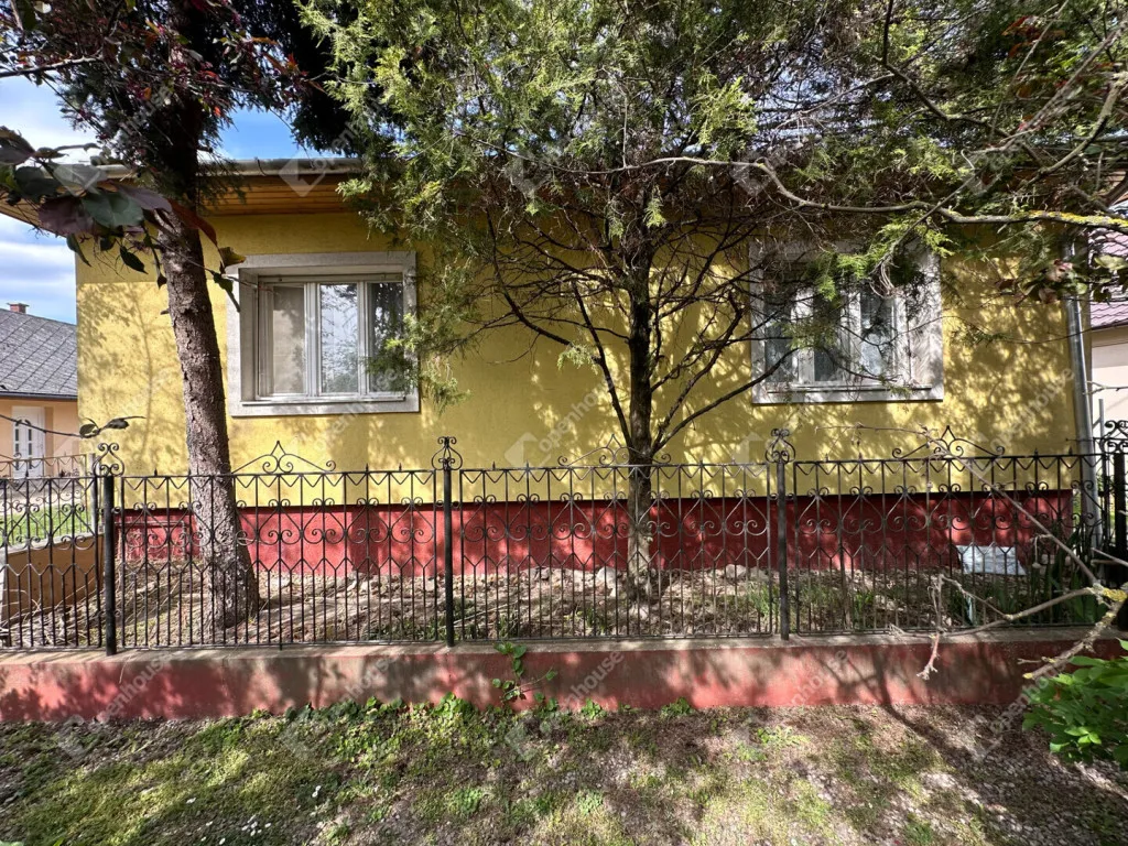 Esterno - House with Terrace in Csákvár