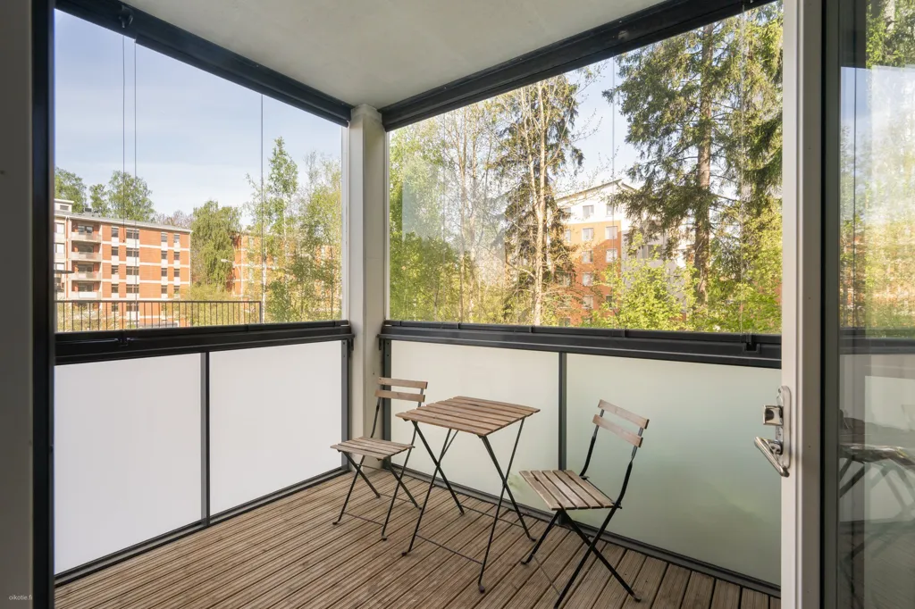 Balcon - Apartment with Garden in Vantaa