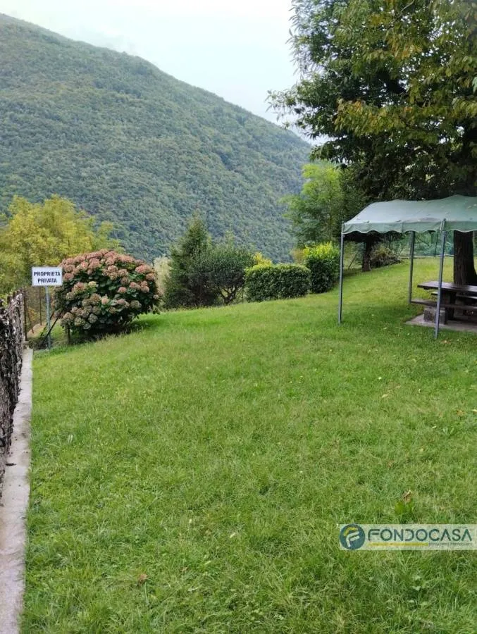 Aed - Spacious Apartment with Garden in Valvarrone