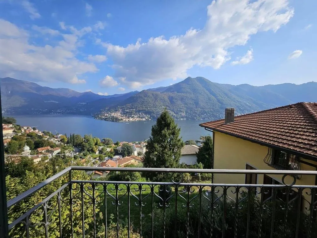 Terrasse - Luxury Lake View Apartment in Moltrasio