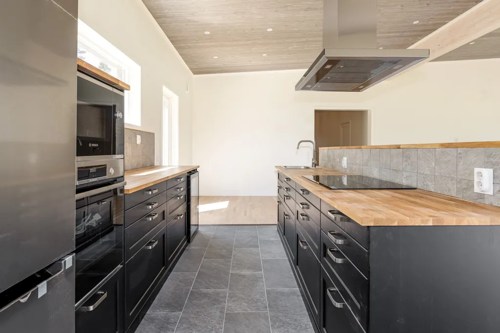 Cucina - Modern Villa with Lake View in Vanbo