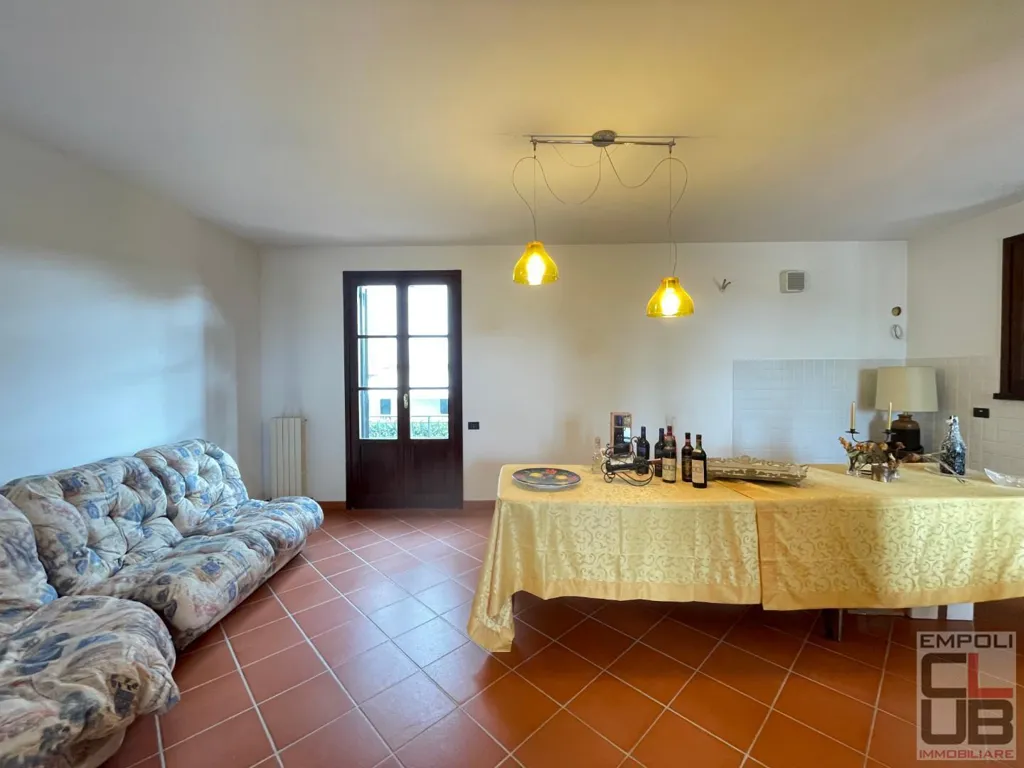 Söögituba - Bifamiliar Villa with Garden in Cerreto Guidi