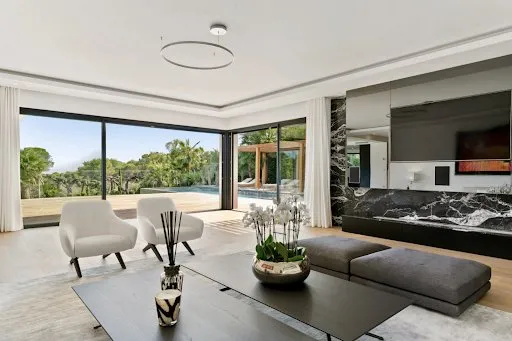 Séjour - Villa Prestigieuse avec Piscine à Mougins