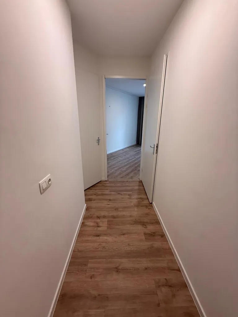 hallway_entrance