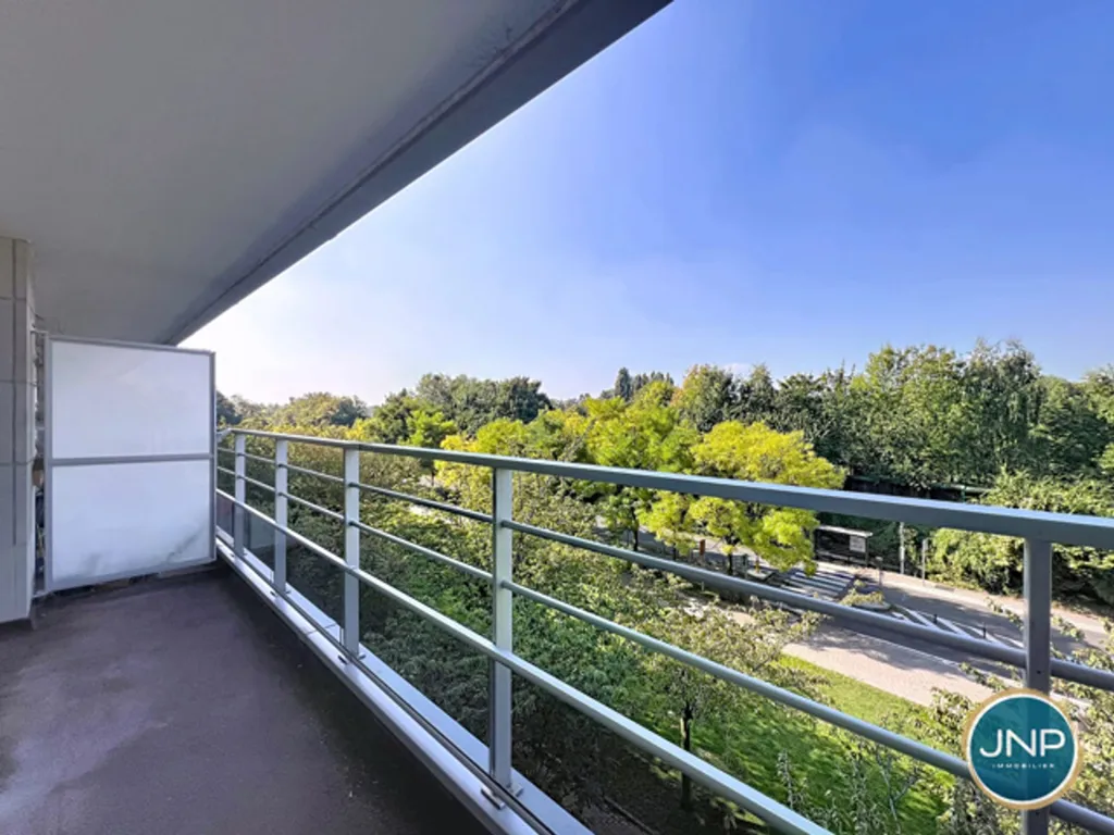 Balcone - Two-Bedroom Flat with Terraces in Scherdemael