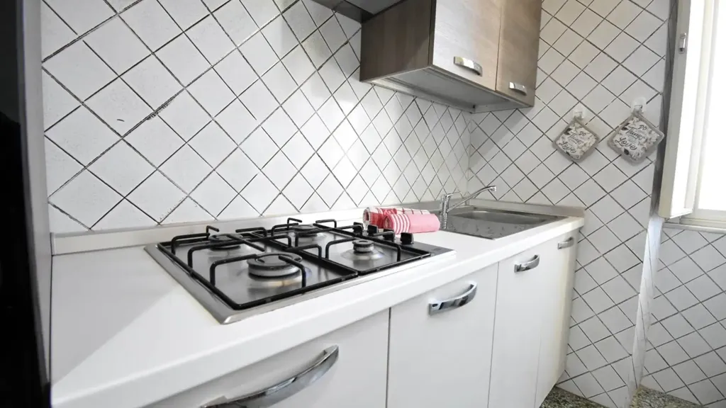 Cucina - Rented Apartment with Terrace in Pula