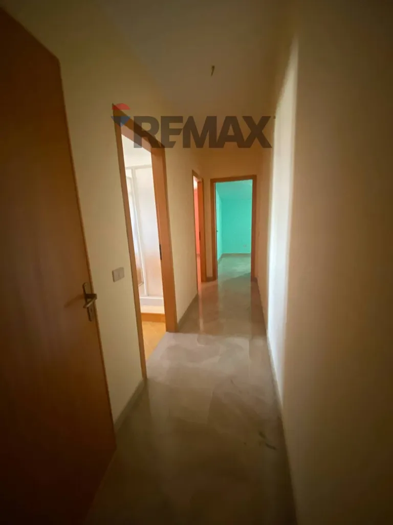 Entrée - Apartment with Balcony in Partinico