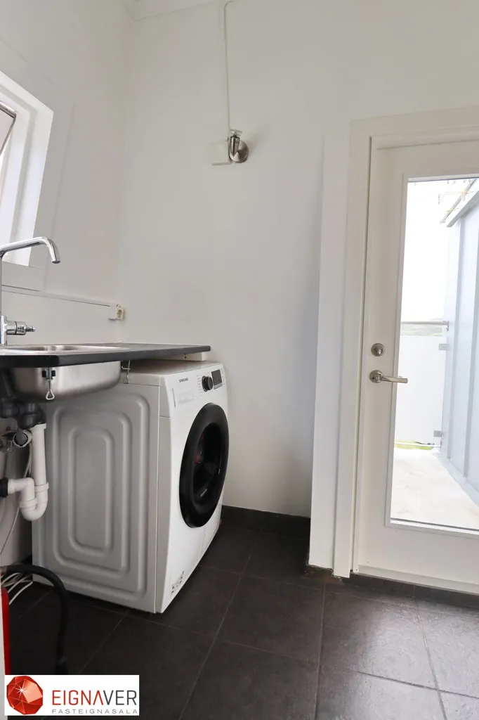 Lavanderia - Apartment with Sea View in Akureyri