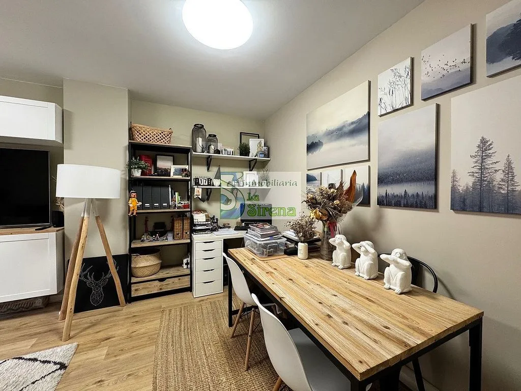 Bureau - Apartment with Pool and Terrace in Cotolino