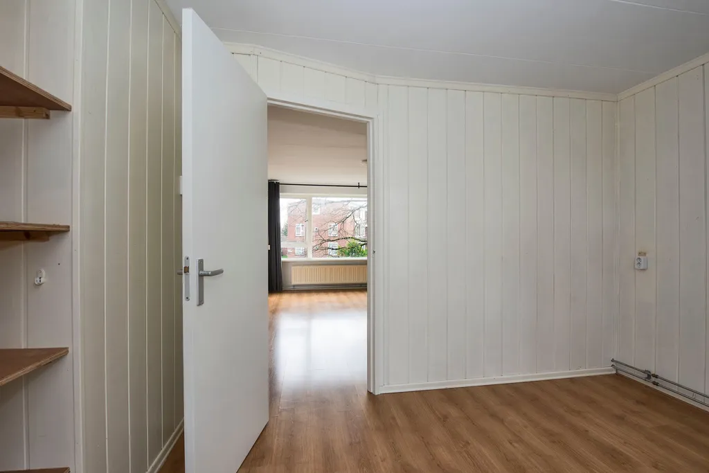 Esik - Galerie Flat with Green View in Quiet Area