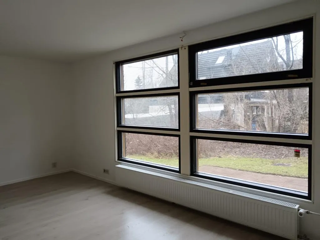 Toad - Studio Flat with Patio in Kauniainen
