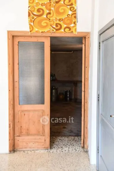 Entrée - Terraced House with Multiple Apartments in Calitri