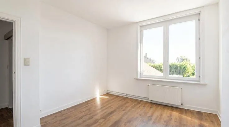2 magamistoaga maja asukohas BE
