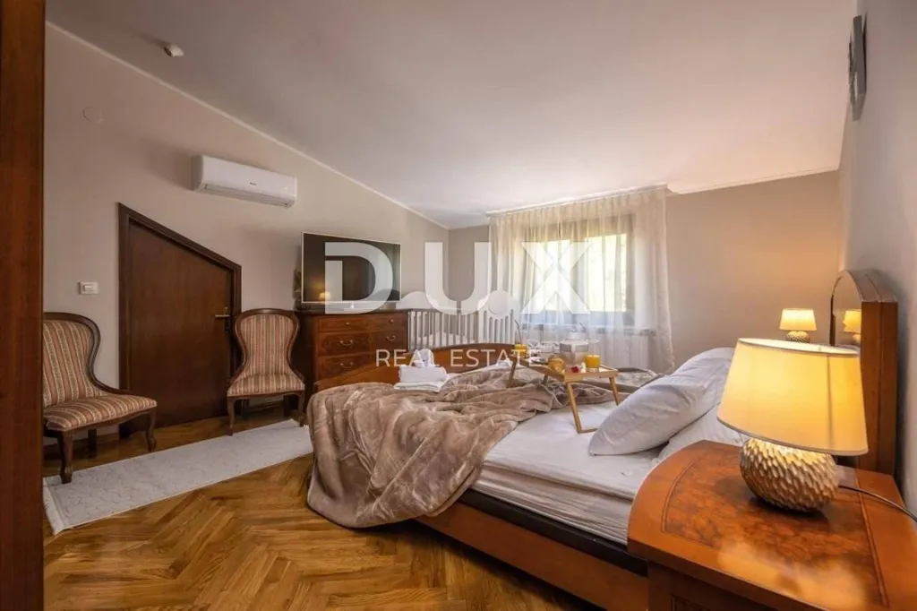 Magamistoad - Apartment with Sea View in Opatija