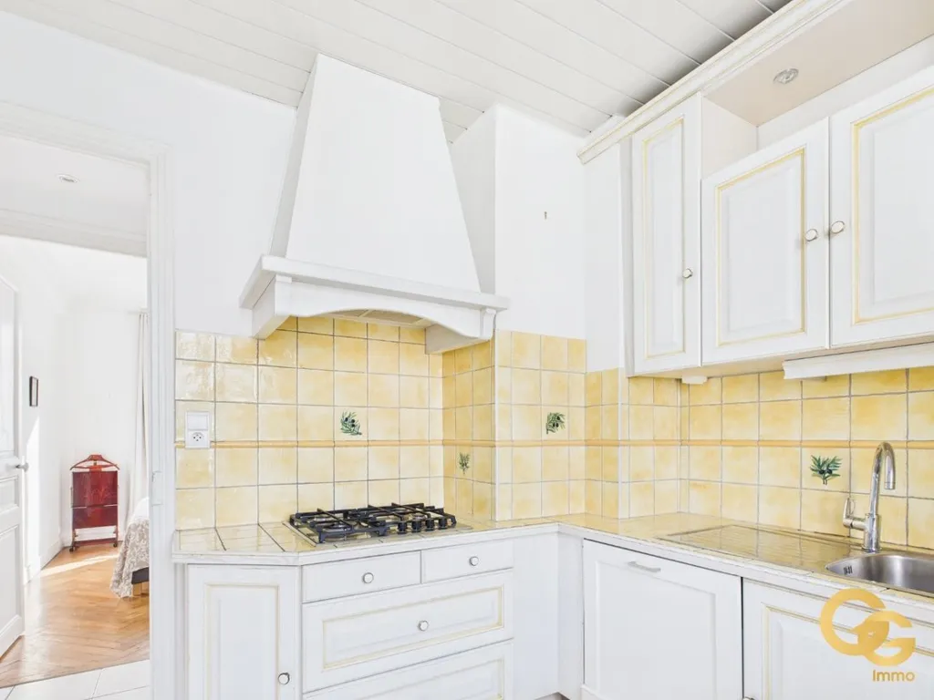 Cuisine - Appartement 3 Pièces avec Vue Mer à Nice