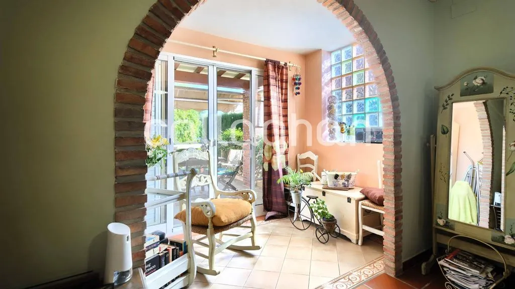 Hallway - Luxury Detached House with Pool in Paterna