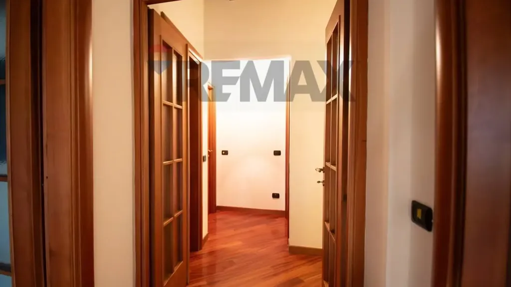 Entrée - Historic Apartment with Multiple Levels in Brescia