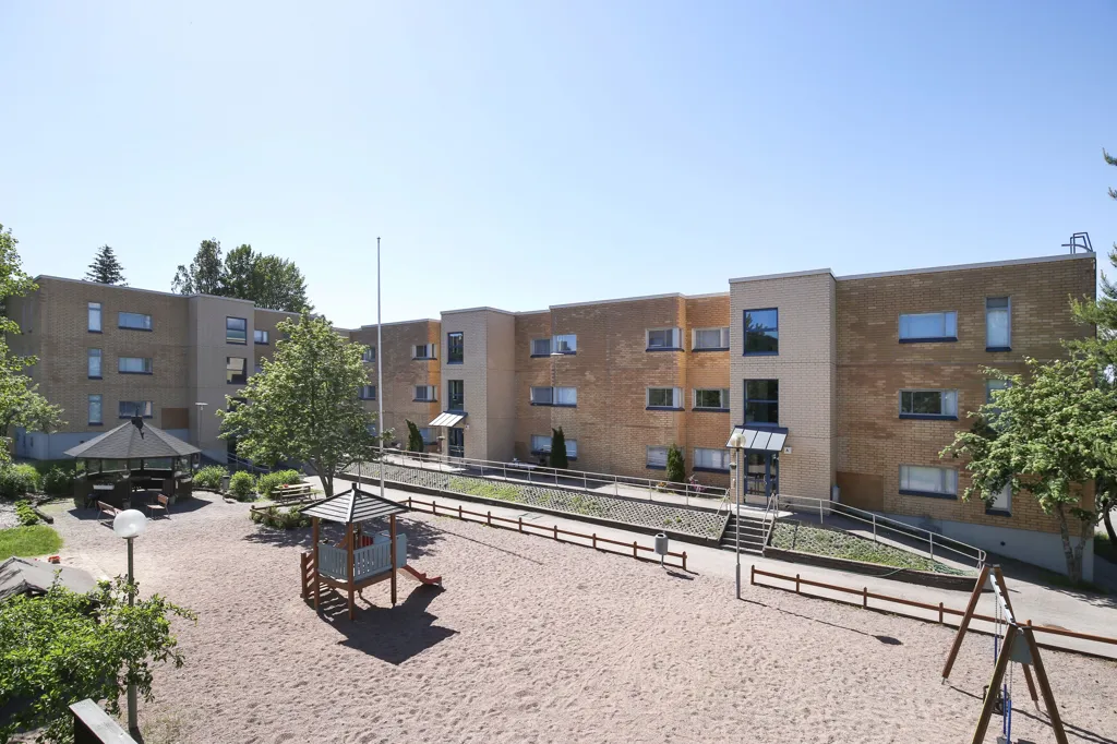 Aed - Spacious Flat with Balcony in Länsimäki, Vantaa