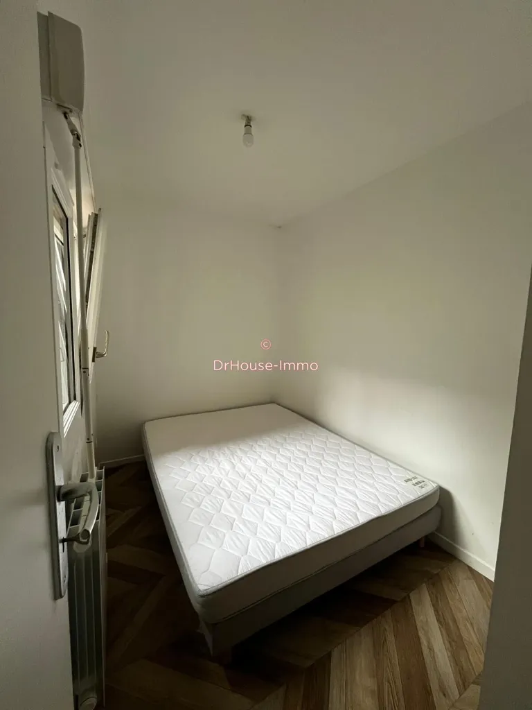 Bedrooms - 1-Bedroom Apartment with Terrace in Lille