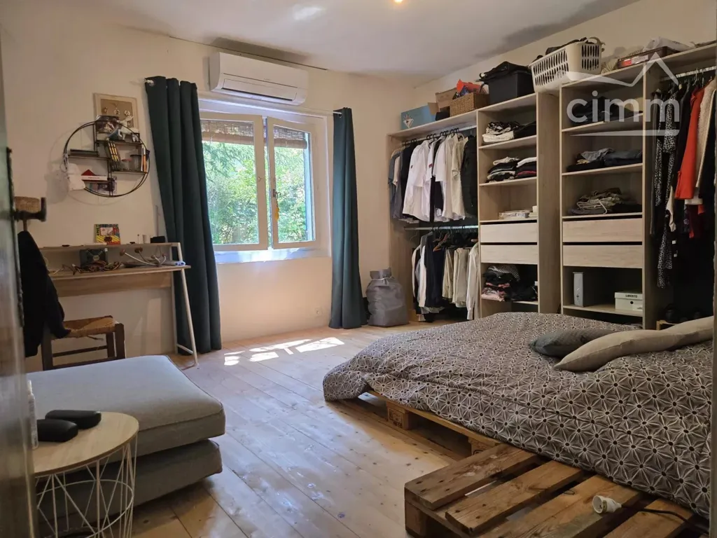 Chambres - Villa de Plain-Pied avec Jardin à Trans-en-Provence