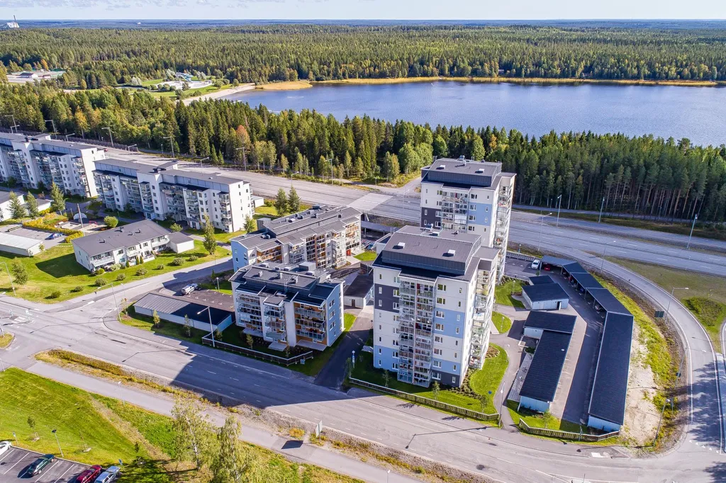 Õhuvaade - Bright 2nd Floor Flat with Balcony in Umeå