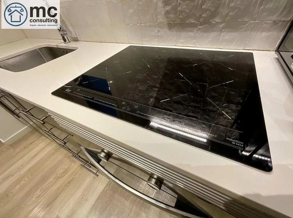 Cuisine - Modern Flat with Balcony in El Raval, Barcelona